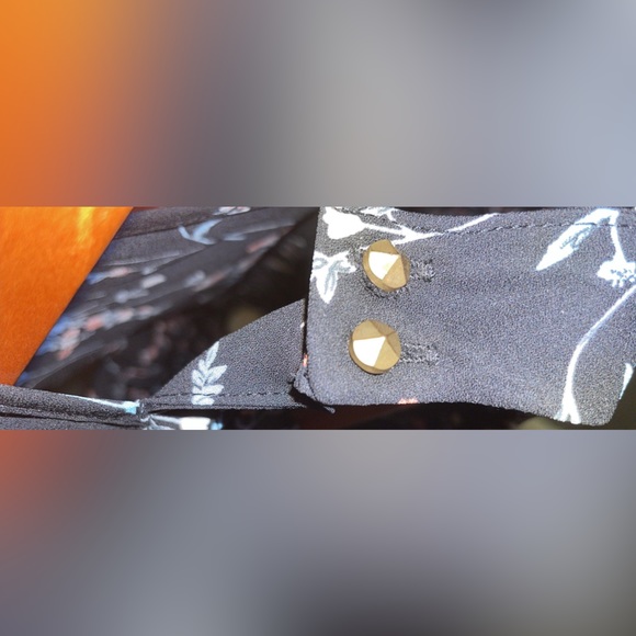 SIENNA SKY FLORAL BLOUSE, WOMEN’S SIZE XS - Picture 15 of 16